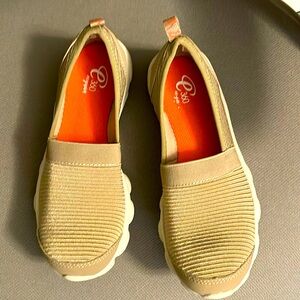 Easy Spirt Reel Fun Slip on sneakers